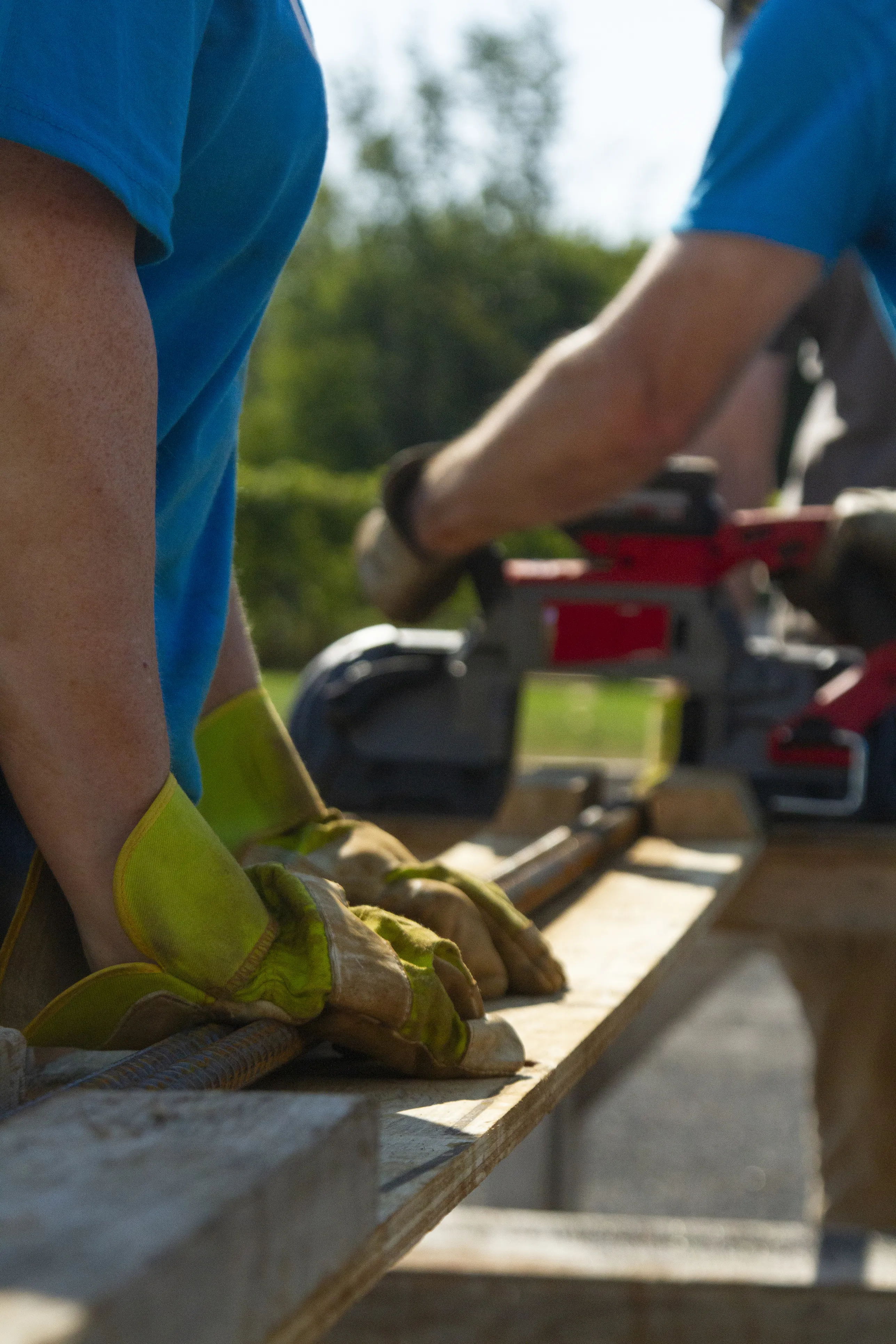 ace fence and deck workers, fence installation
